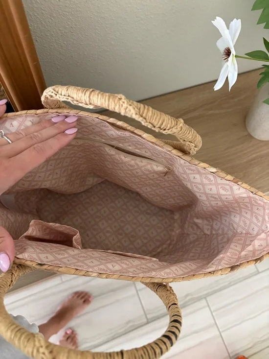 Vera Straw Tote Bag with Black Base and Round Handles - Picture 6 of 8